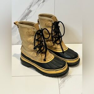 Steel Shank Men's Black and Tan Boots Size 6
